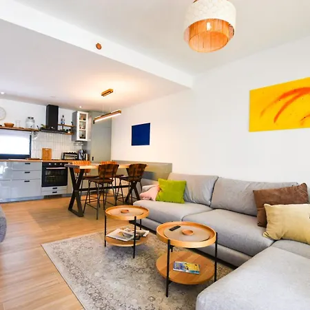 Book Jet - Casilla De Costa Dreams *