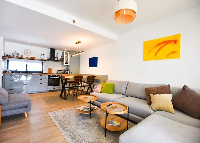 Book Jet - Casilla De Costa Dreams *